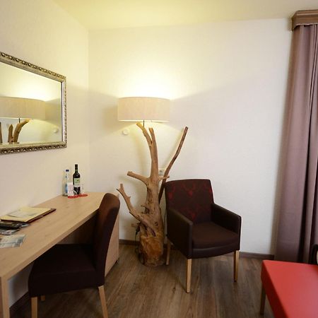 Land-Gut Hotel Zum Loewen Garni Marktheidenfeld Bilik gambar