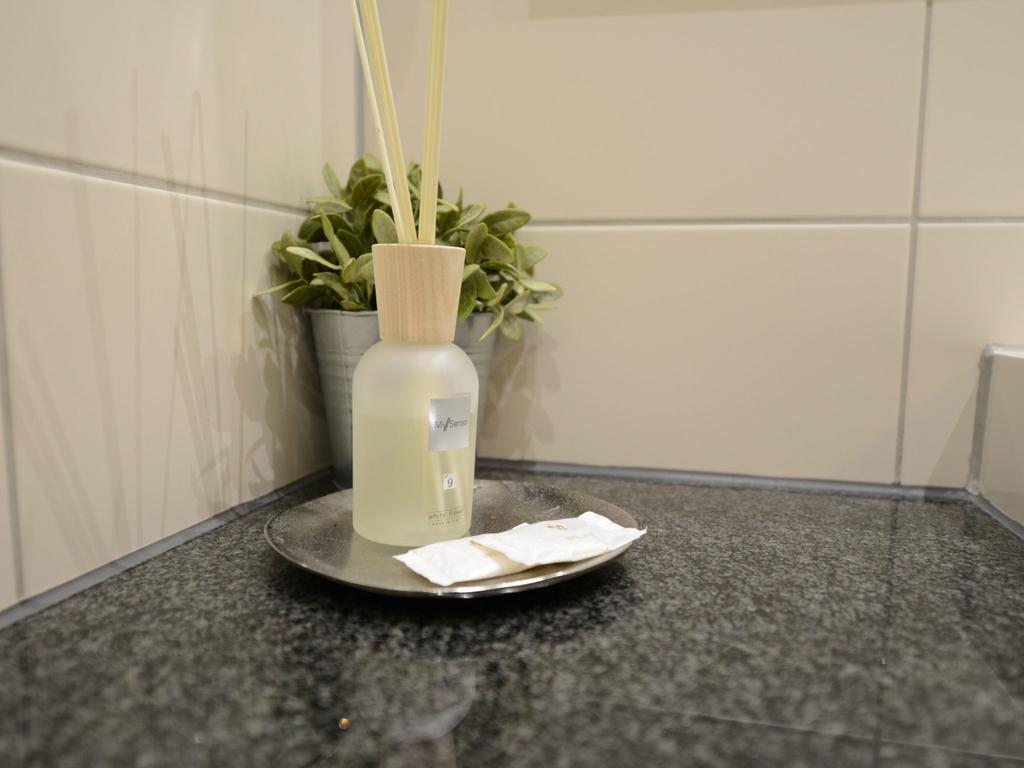 Land-Gut Hotel Zum Loewen Garni Marktheidenfeld Bilik gambar