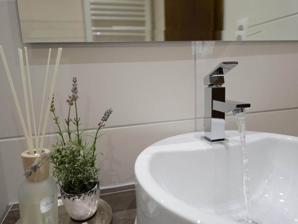 Land-Gut Hotel Zum Loewen Garni Marktheidenfeld Bilik gambar